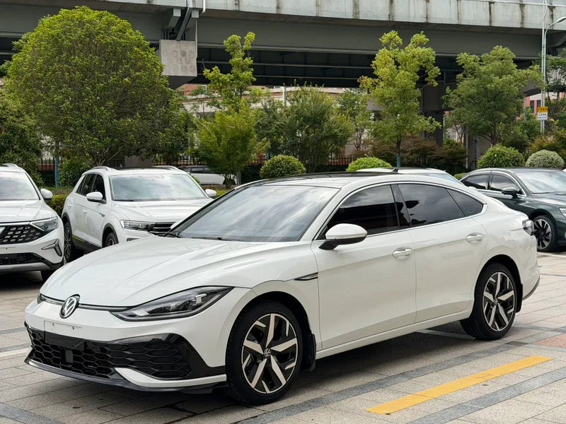 Volkswagen Lamando