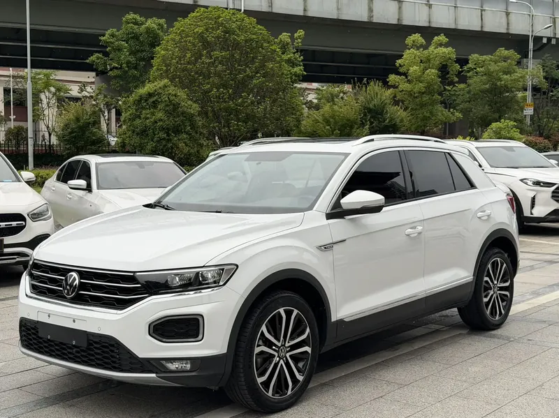Volkswagen T-Roc 2023