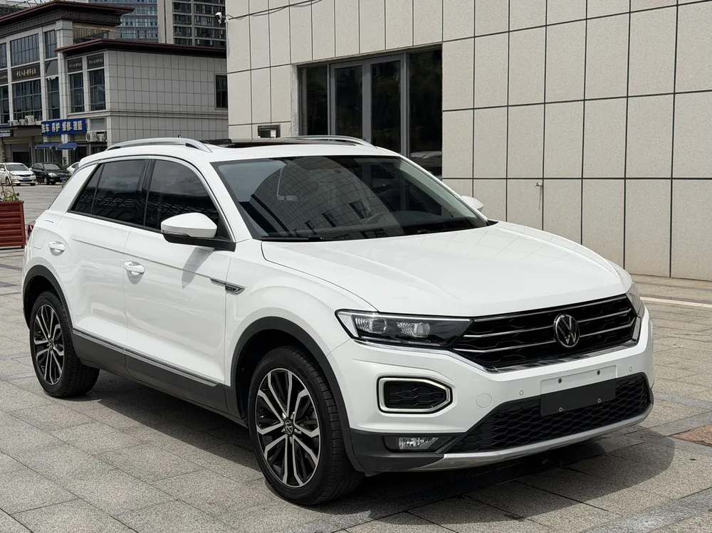 Volkswagen T-Roc 2022 — фото