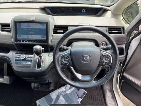 Honda Freed 2017, фото 3