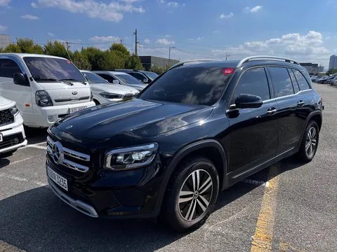 Mercedes-Benz GLB 2021, фото 1