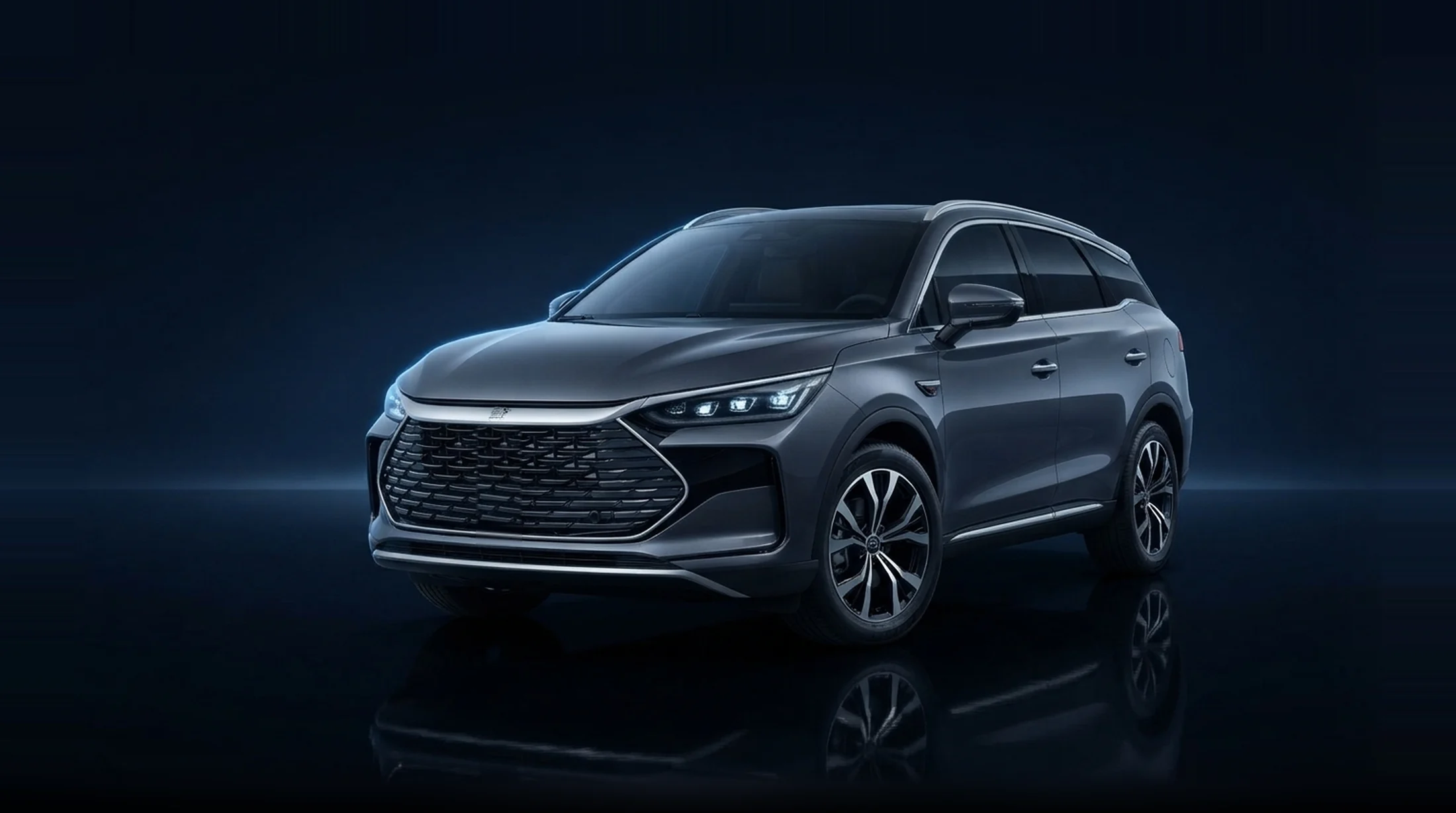 BYD Tang DM-i 2025